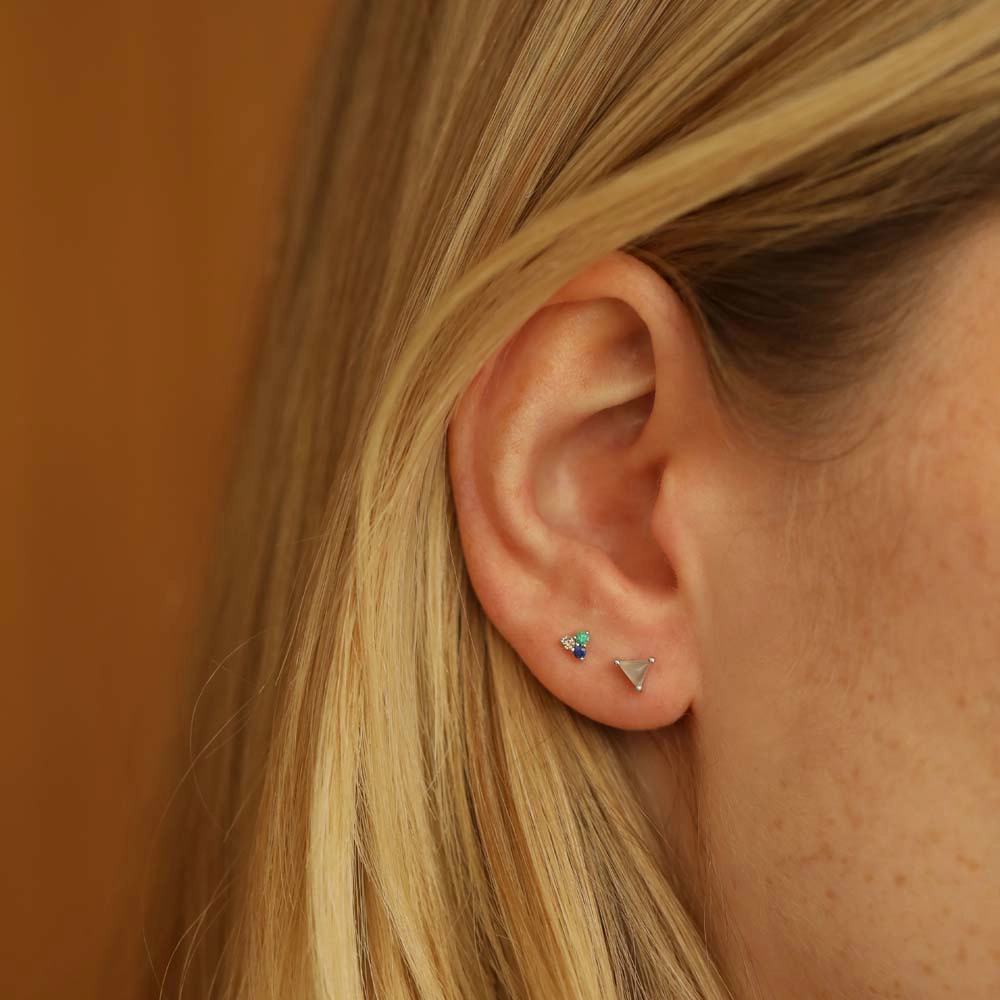 0.07 CT Brown Pırlanta, Safir ve Zümrüt Taşlı Mini Tek Küpe - Nev Jewellery (1)