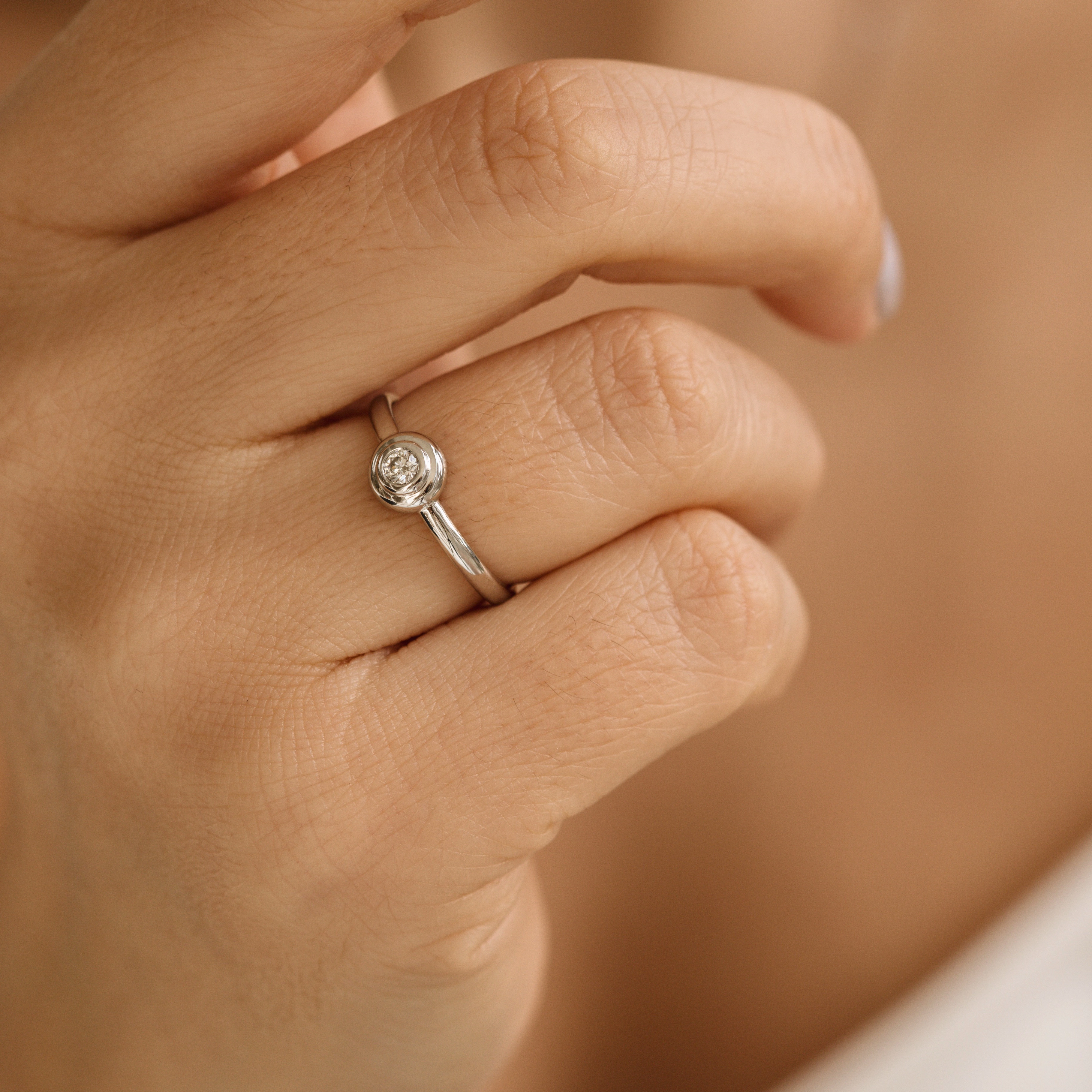 0.09 CT Pırlanta Taşlı Beyaz Altın Yüzük - Nev Jewellery (1)