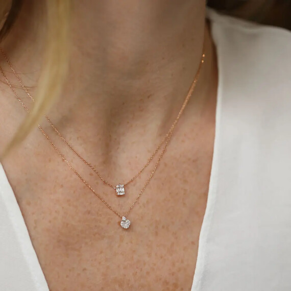 0.16 CT Baget Pırlanta Taşlı Rose Altın Kolye - Nev Jewellery