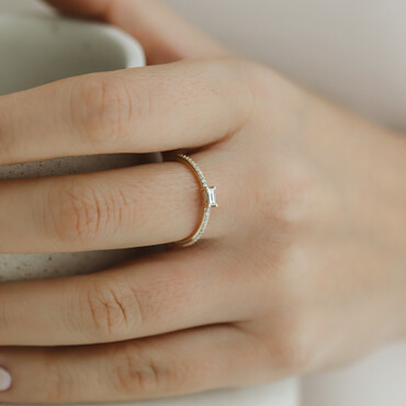 0.22 CT Baguette Cut Diamond Yellow Gold Ring - Nev Jewellery (1)