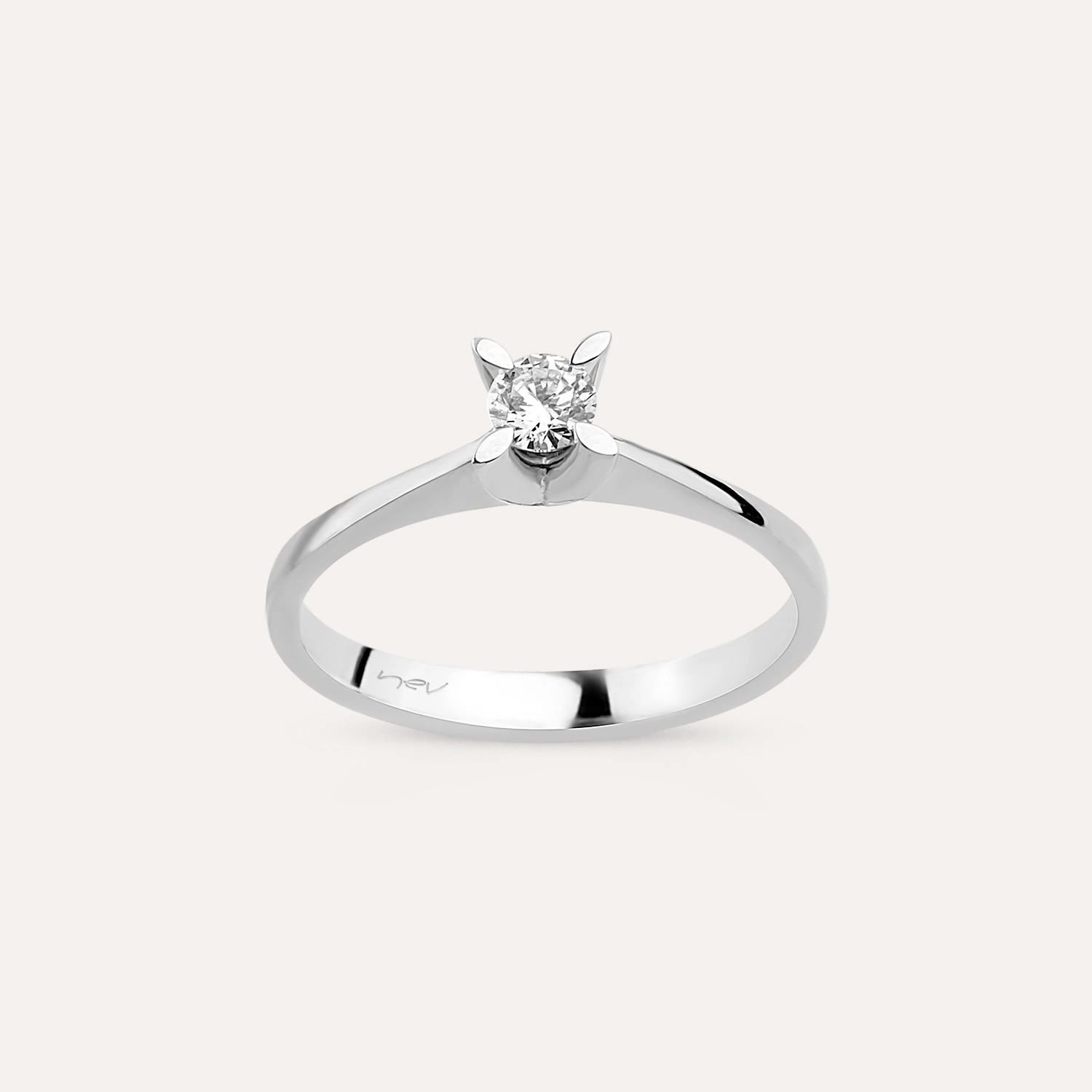 0.24 CT Diamond White Gold Solitaire Ring - 1