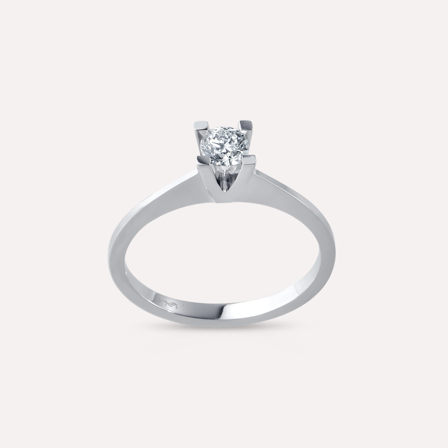 0.31 CT Diamond White Gold Solitaire Ring - 1