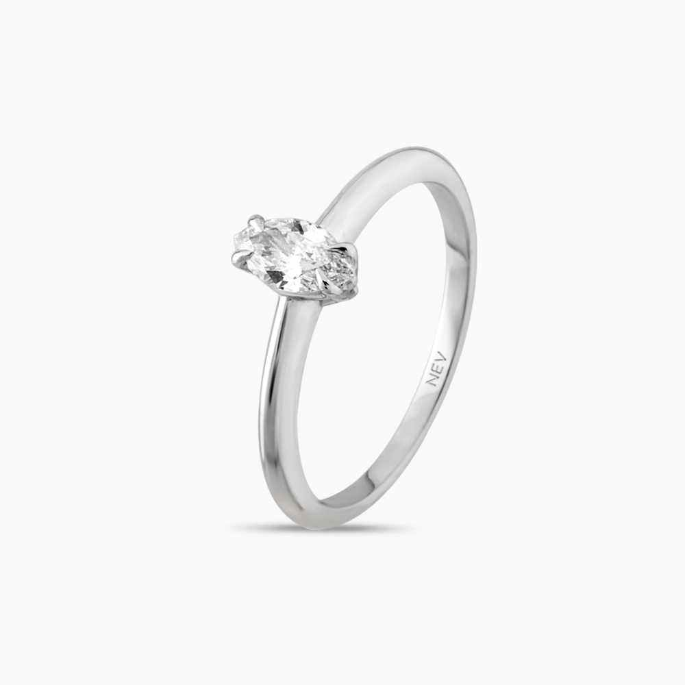 0.32 CT Marquise Cut Diamond Ring - 4