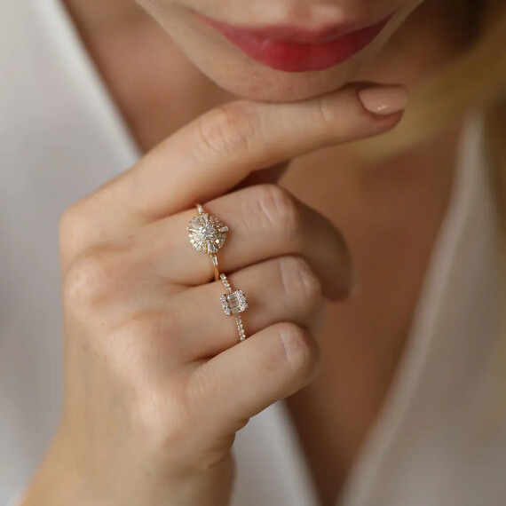 0.34 CT Baget Pırlanta Taşlı Rose Altın Yüzük - Nev Jewellery