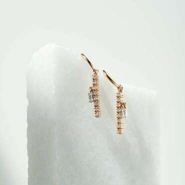 0.40 CT Diamond Dangling Earring - Nev Jewellery