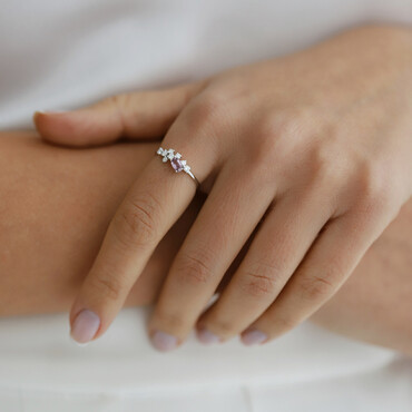 0.55 CT Purple Safir ve Pırlanta Taşlı Beyaz Altın Yüzük - Nev Jewellery (1)