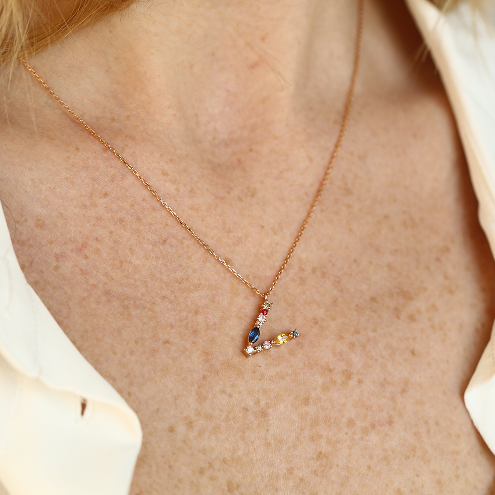 0.69 CT Brown Pırlanta ve Multicolor Safir Taşlı V Harf Kolye - Nev Jewellery (1)