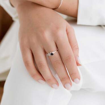 0.58 CT Safir ve Pırlanta Taşlı Yüzük - Nev Jewellery