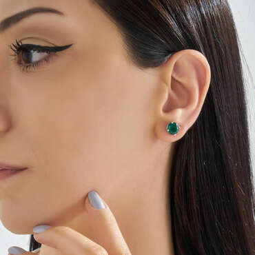 0.65 CT Zümrüt Tektaş Beyaz Altın Küpe - Nev Jewellery (1)