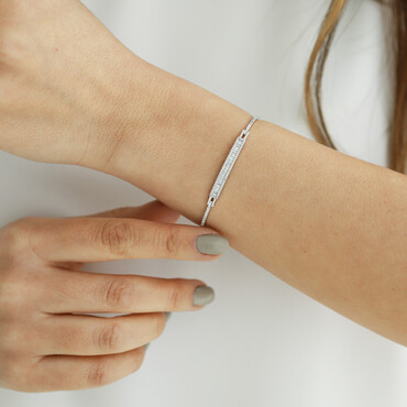 1.07 CT Baguette Cut Diamond Rose Gold Bracelet - Nev Jewellery (1)