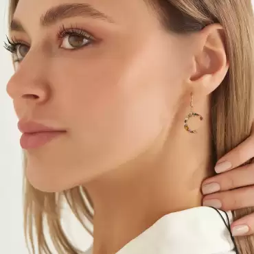 0.74 CT Multicolor Safir ve Brown Pırlanta Taşlı C Harf Tek Küpe - Nev Jewellery (1)