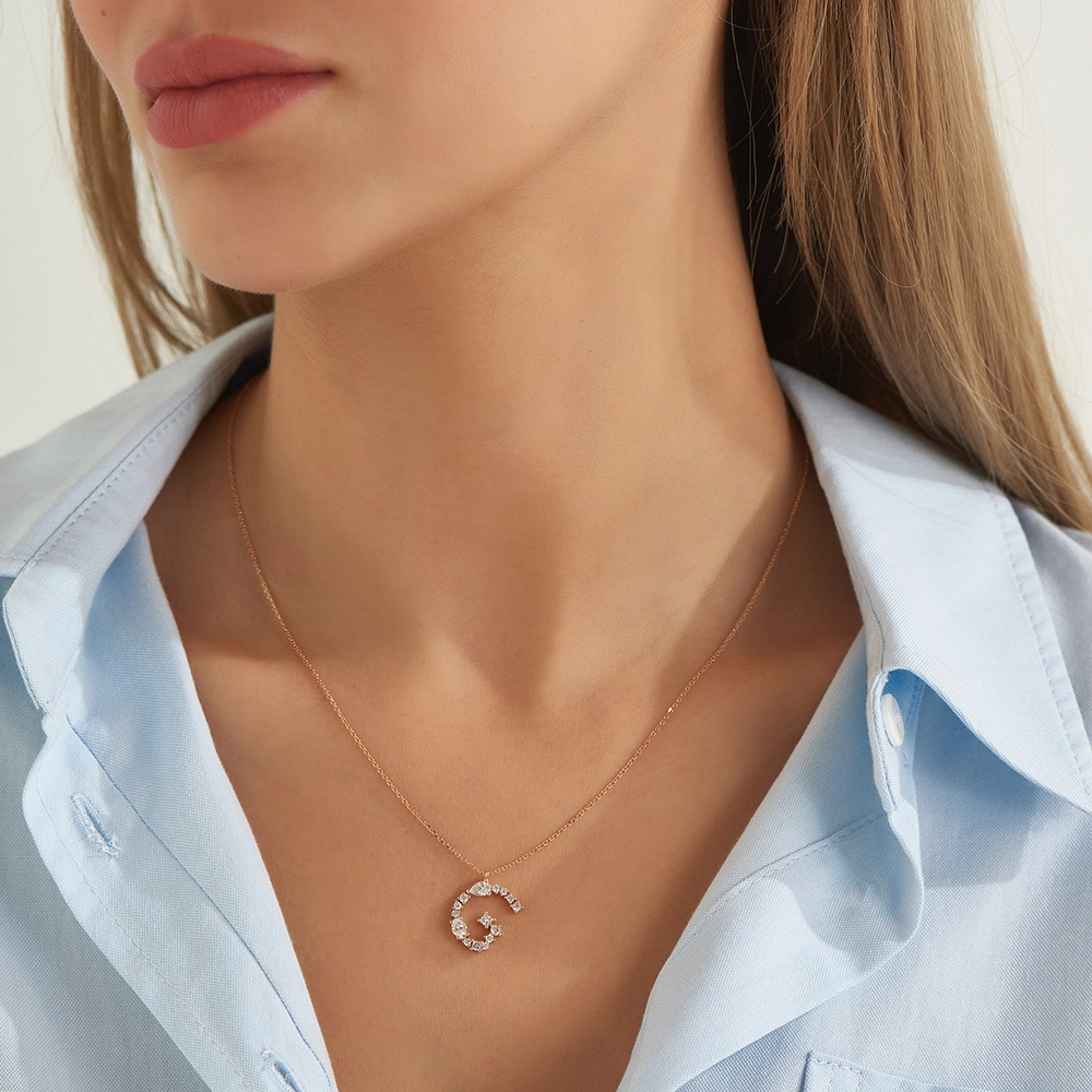0.75 CT Oval ve Damla Kesim Pırlanta Taşlı Rose Altın G Harf Kolye - Nev Jewellery (1)