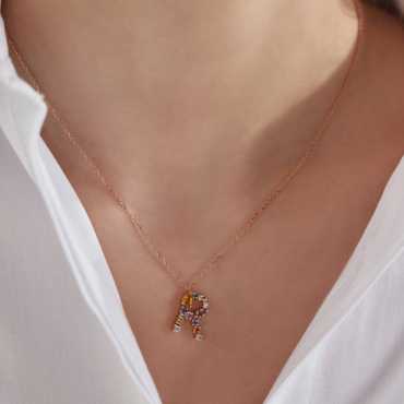 R Harf 1.00 CT Brown Pırlanta ve Multicolor Safir Taşlı Kolye - Nev Jewellery
