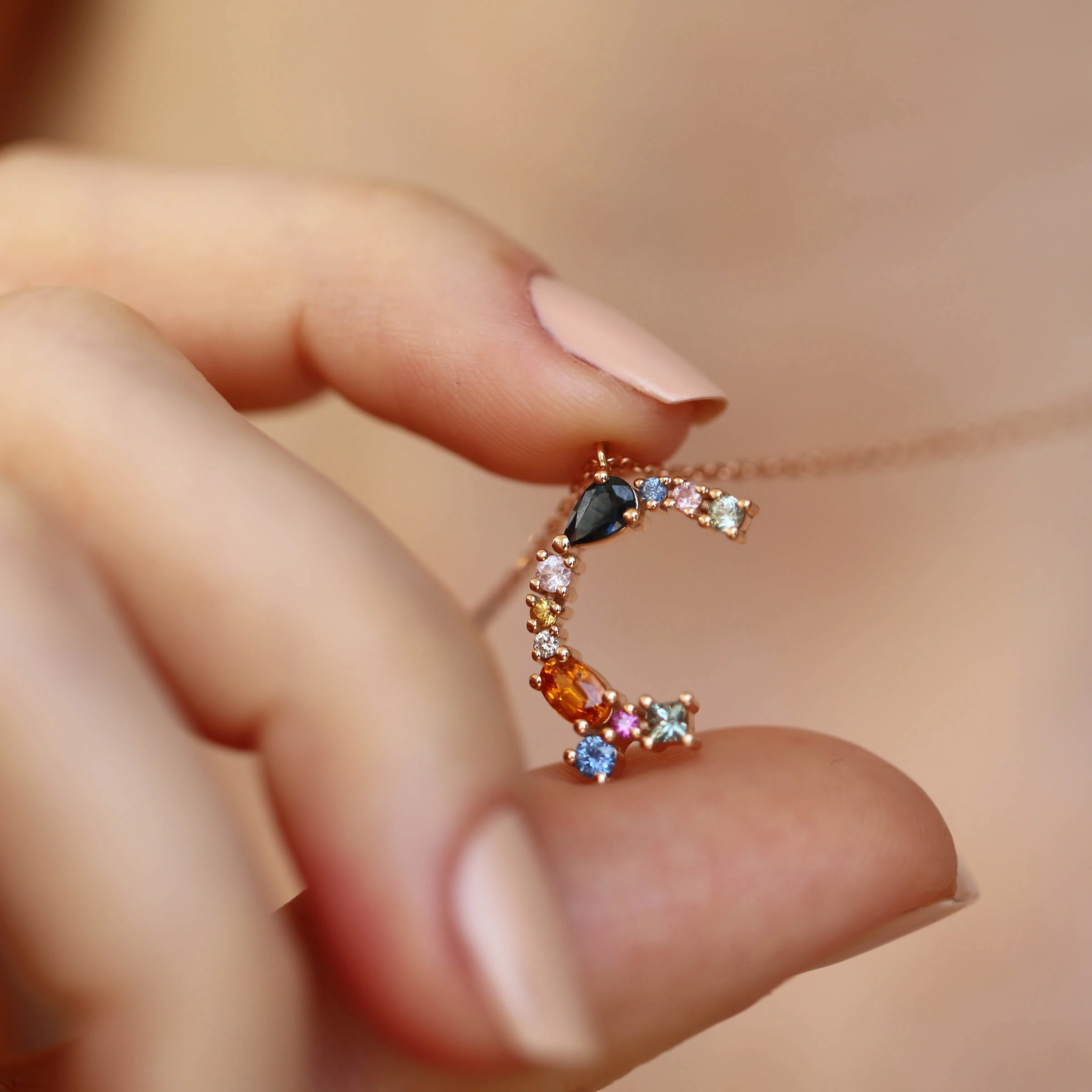 Ç Harf 0.89 CT Brown Pırlanta ve Multicolor Safir Taşlı Kolye - 2
