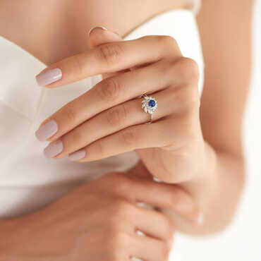 0.88 CT Safir ve Pırlanta Taşlı Beyaz Altın Yüzük - Nev Jewellery