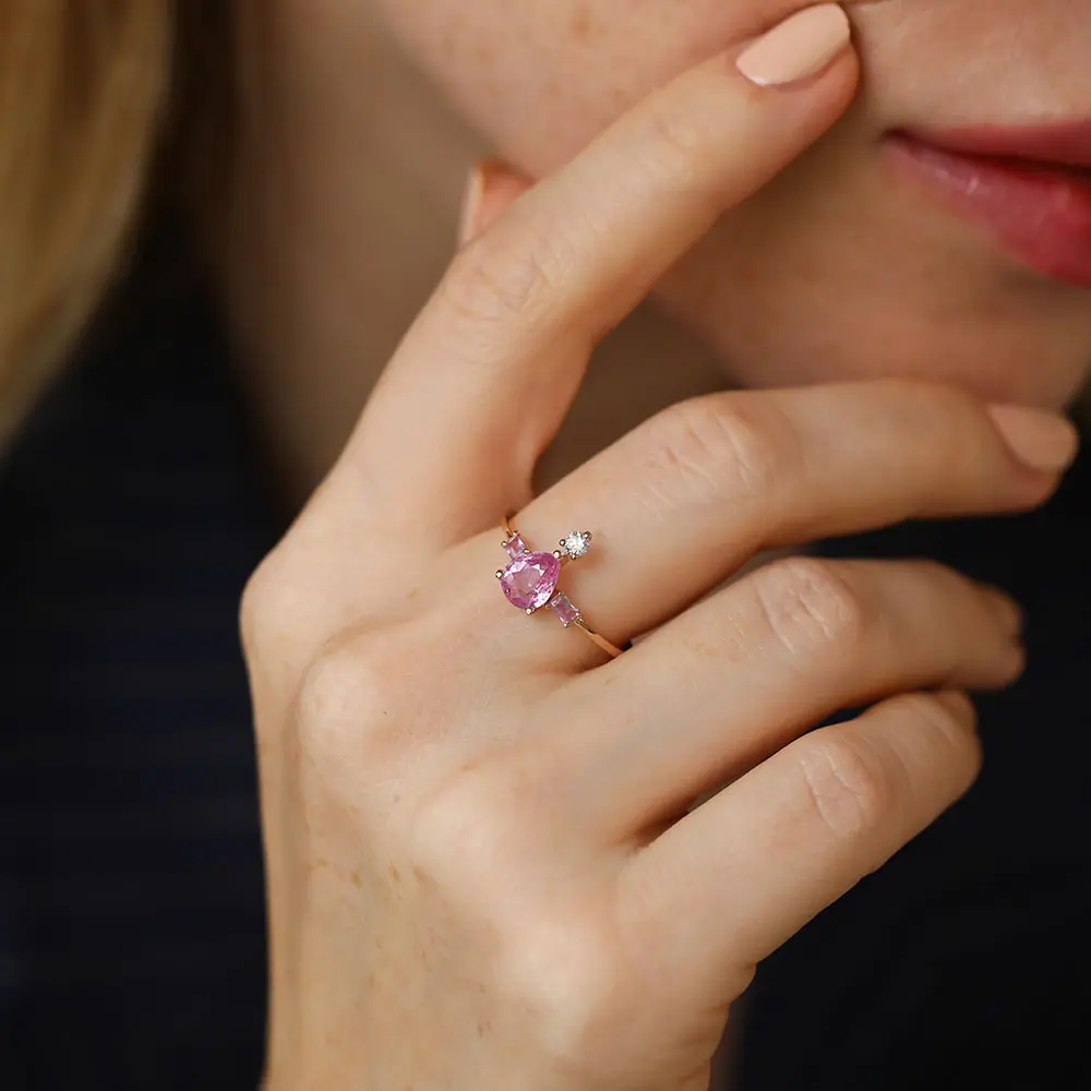 1.26 Pırlanta ve Pink Safir Taşlı Rose Altın Yüzük - Nev Jewellery (1)