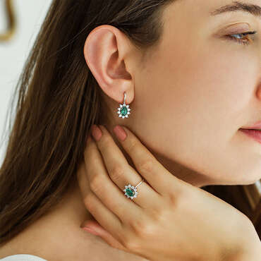 1.25 CT Zümrüt ve Pırlanta Taşlı Anturaj Beyaz Altın Yüzük - Nev Jewellery (1)