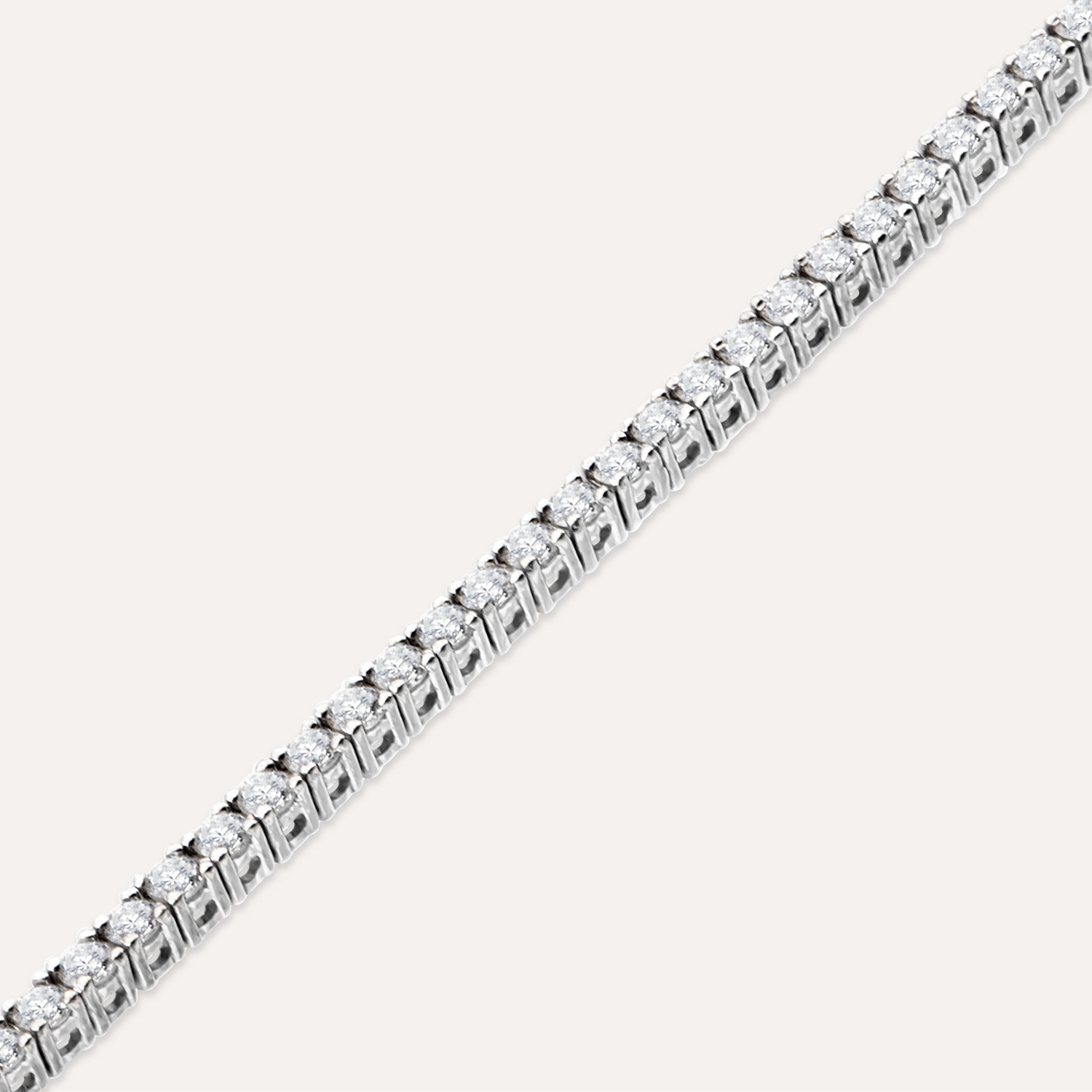 1.94 CT Diamond White Gold Tennis Bracelet - 3