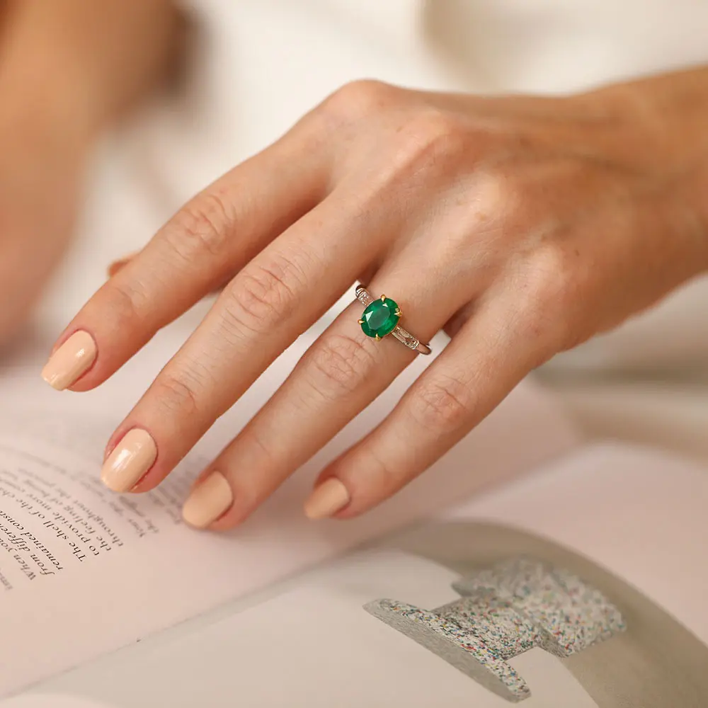 1.96 CT Emerald and Baguette Diamond Ring - 2