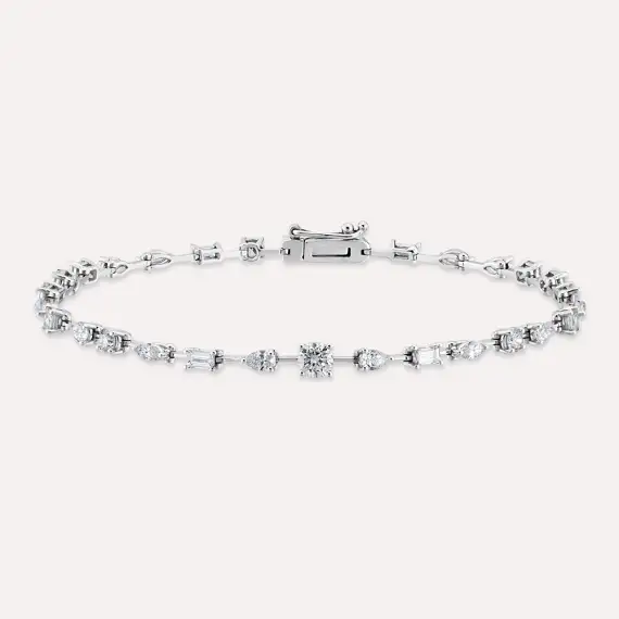 2.23 CT Diamond White Gold Tennis Bracelet - 1