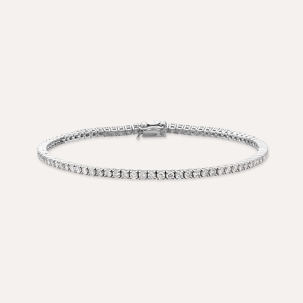 2.47 CT Diamond White Gold Tennis Bracelet - 1