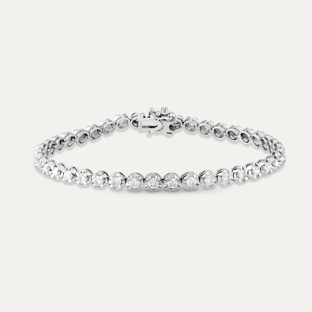 2.85 CT Diamond White Gold Tennis Bracelet - 1