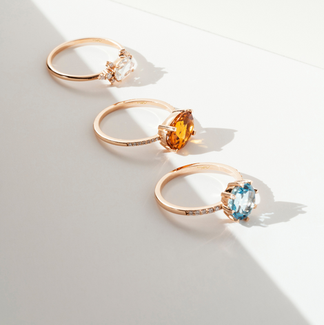 RENKLİ TAŞLI YÜZÜKLER EN