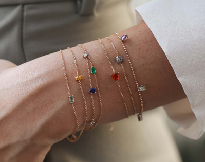 Renkli Taşlı Takılar: Safir, Yakut ve Zümrüt Arasındaki Farklar