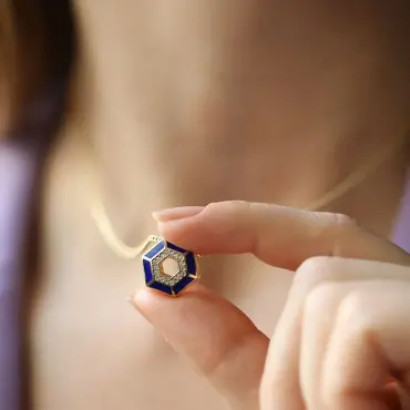 Allen Lacivert Mineli Sarı Altın Kolye Ucu - Nev Jewellery (1)