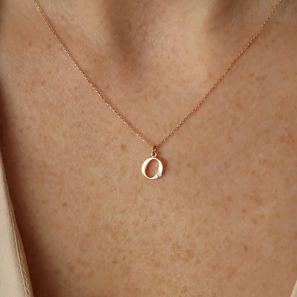 Baguette Cut Diamond Rose Gold O Letter Necklace - 2