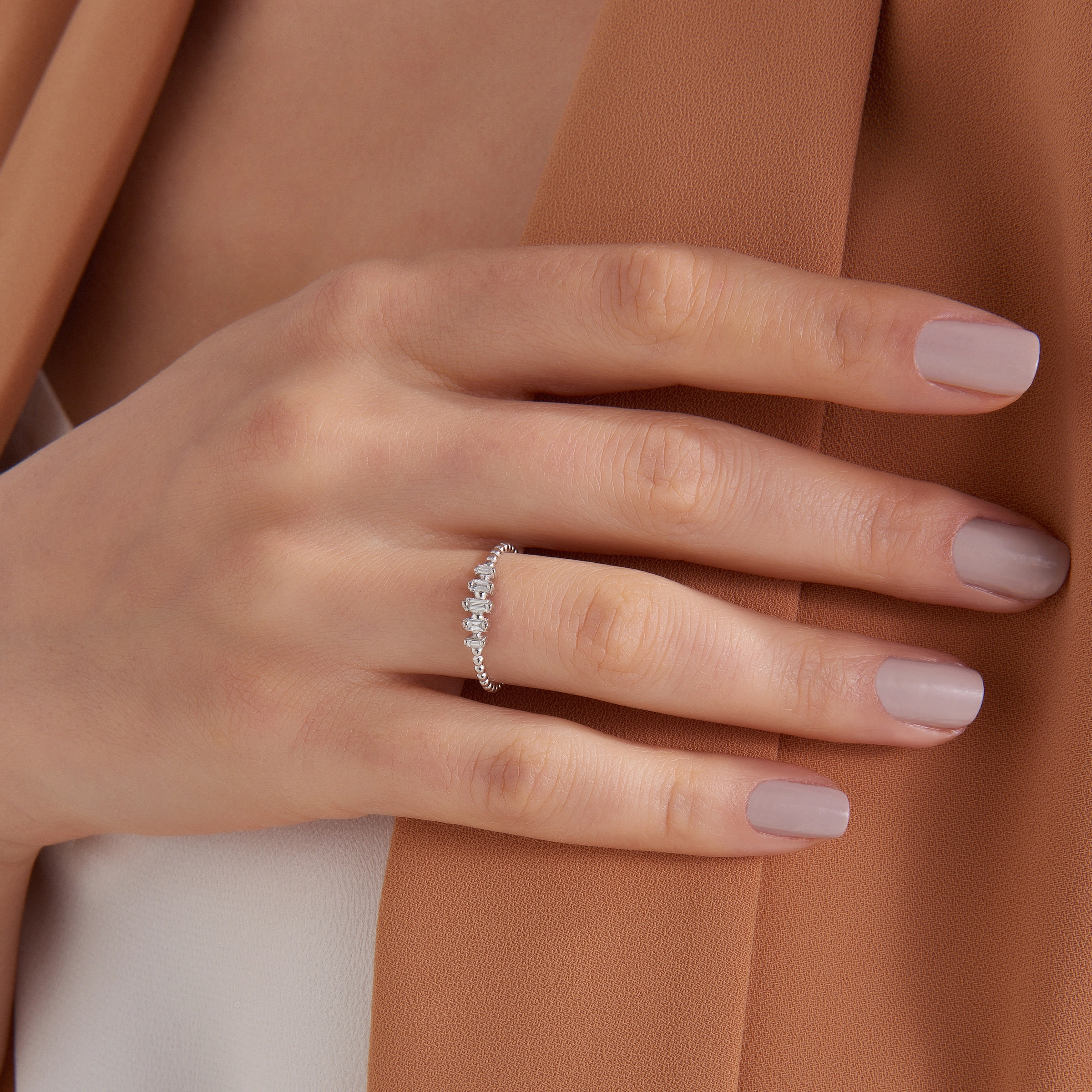 Bice 0.20 CT Baget Kesim Pırlanta Taşlı Beyaz Altın Yüzük - Nev Jewellery (1)