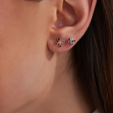 Bliss Frame 0.19 CT Multicolor Sapphire Mini Single Earring - Nev Jewellery (1)