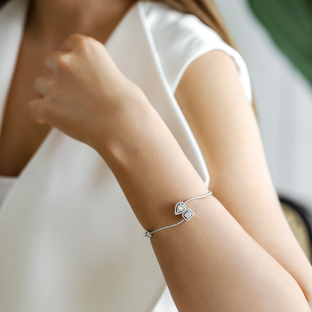 Celistra 0.73 CT Baguette Cut Diamond White Gold Bracelet - Nev Jewellery (1)