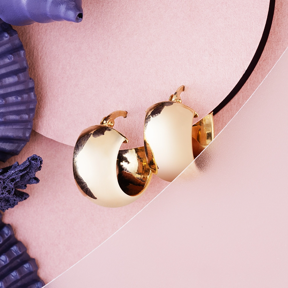 Chunky Jr. Yellow Gold Hoop Earring - 1