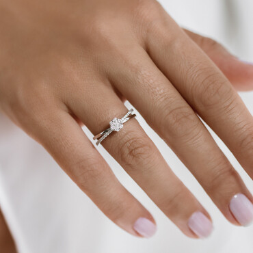 Coronet 0.28 CT Pırlanta Taşlı Beyaz Altın Sarmal Alyans - Nev Jewellery (1)