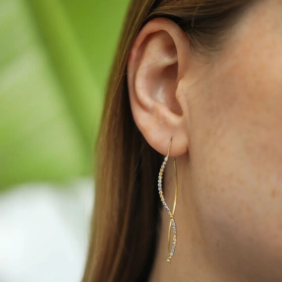 Curve Sallantılı Sarı Altın Küpe - Nev Jewellery