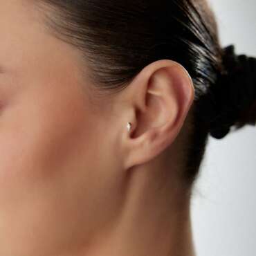 Damla Taş Piercing - NEV JEWELLERY