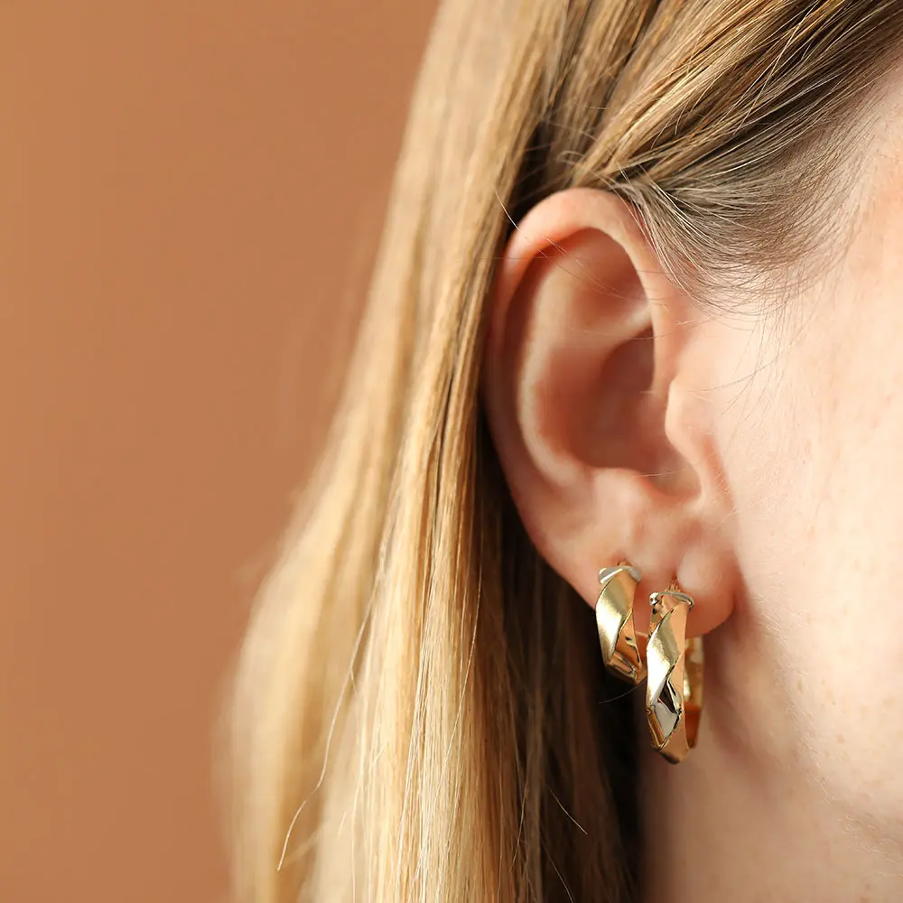 Darian Jr. Sarı Altın Halka Küpe - Nev Jewellery (1)