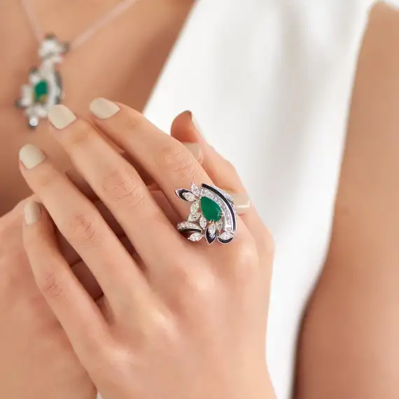 Dashy 4.18 CT Zümrüt ve Pırlanta Taşlı Beyaz Altın Yüzük - 2