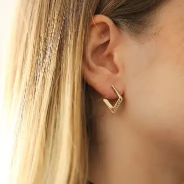 Diana Yellow Gold Earring - Nev Jewellery (1)