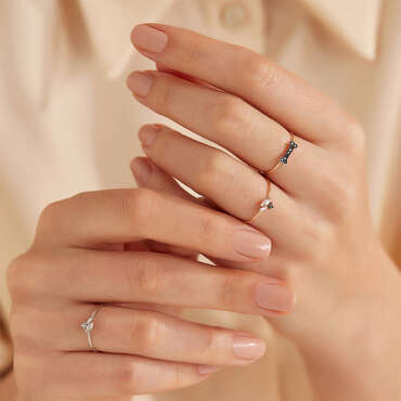 Droopy 0.06 CT Siyah Pırlanta Taşlı Yüzük - Nev Jewellery (1)