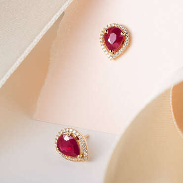 Drop 2.61 CT Yakut ve Pırlanta Taşlı Sarı Altın Küpe - Nev Jewellery (1)