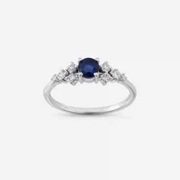 Emilie 0.61 CT Safir ve Pırlanta Taşlı Beyaz Altın Yüzük - Nev Jewellery (1)