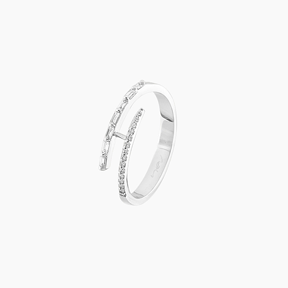 0.19 CT Baguette Cut Diamond White Gold Ring - 4