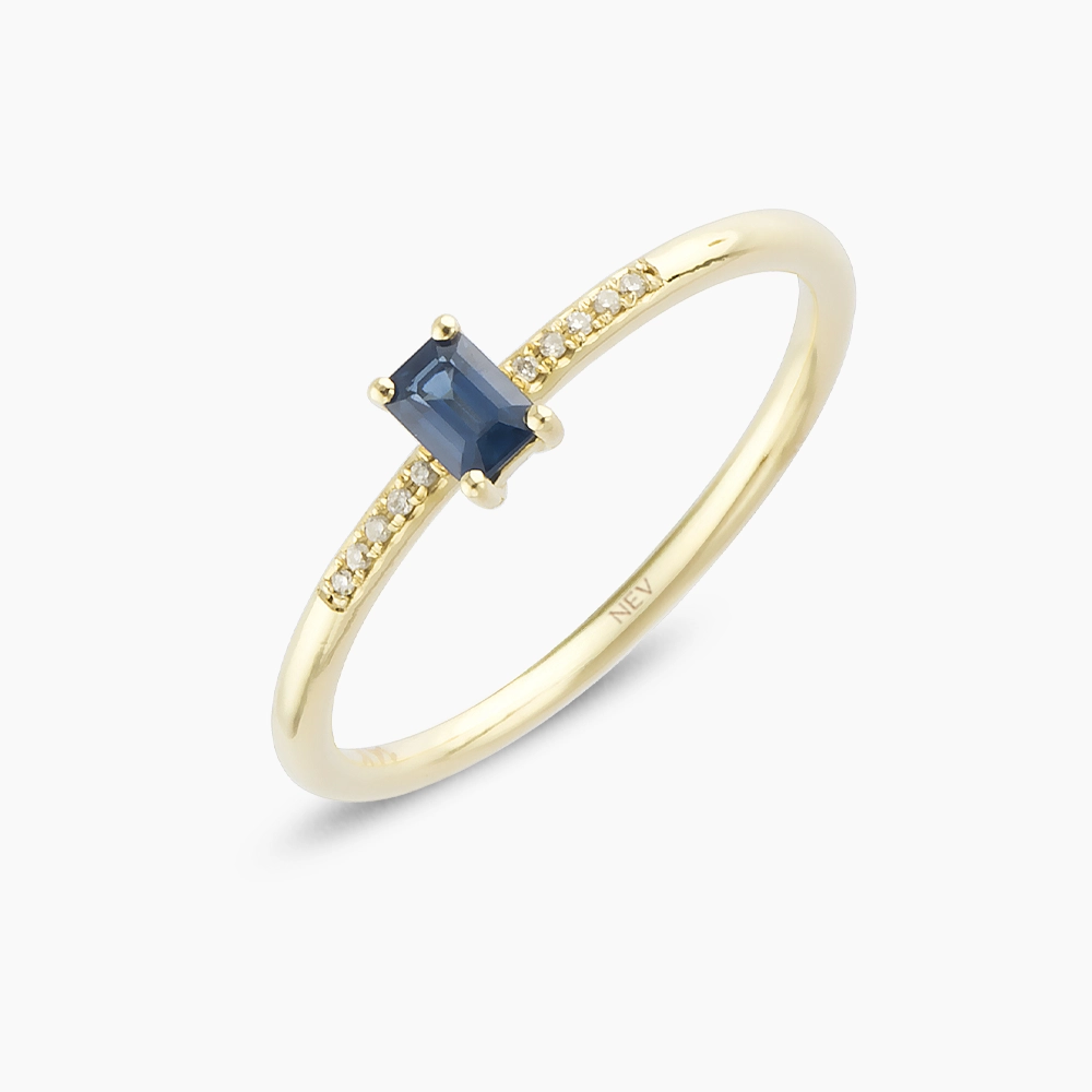0.19 CT Sapphire and 0.03 CT Diamond Ring - 3