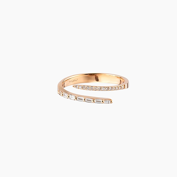 0.21 CT Baguette Cut Diamond Rose Gold Ring - 3
