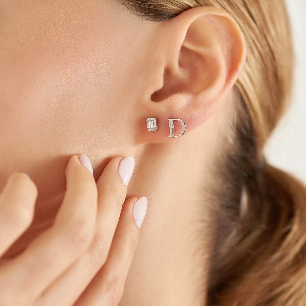 0.24 CT Baguette Cut Diamond White Gold Earring - Nev Jewellery (1)