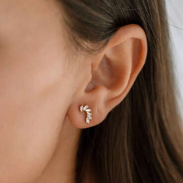 Vega 0.44 CT Trapeze Cut Diamond Rose Gold Earring - Nev Jewellery (1)