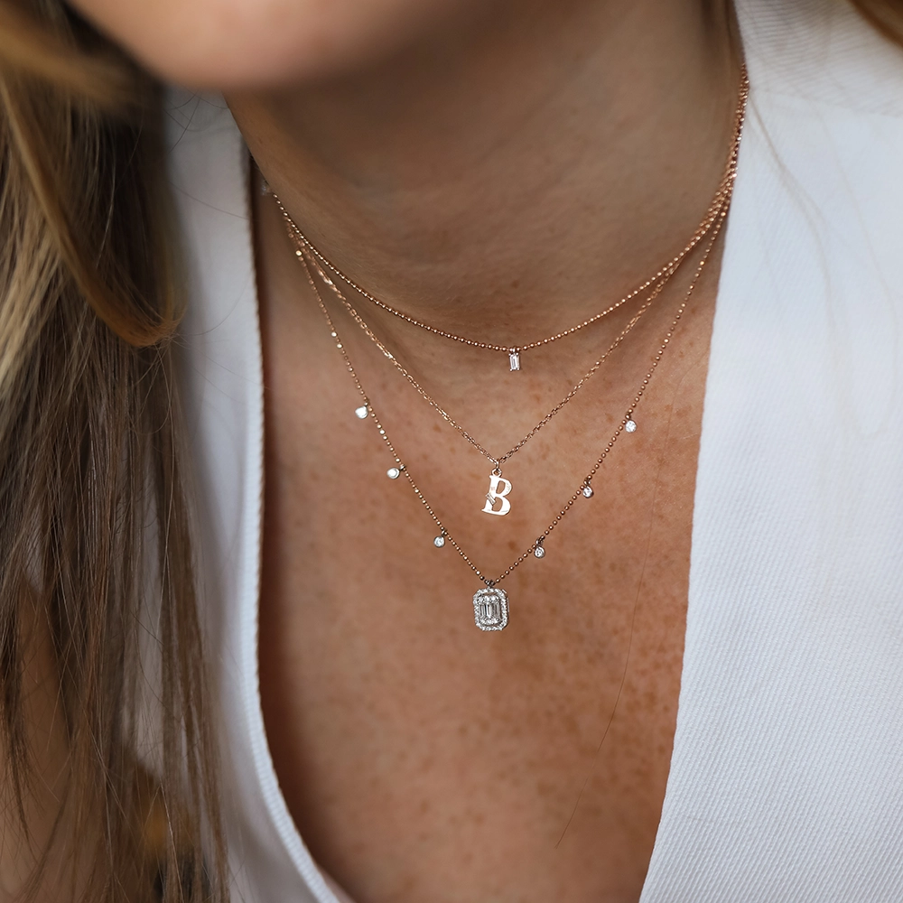 0.37 CT Baguette Cut Diamond Pendant - 4