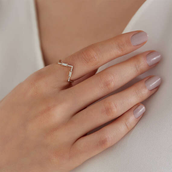 0.25 CT Baguette Cut Diamond Rose Gold Chevron Ring - 3
